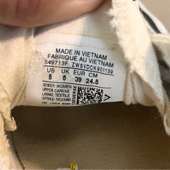 Woman’s Canvas All Star slip on shoes - Picture 8 of 11